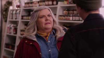 Is Dr. Gloria
McManus on vacation? - Girls5eva