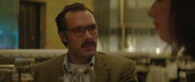 Is drunk? Sorry, he only speaks nonsense. - Mr & Mme Adelman