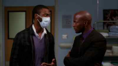 - Is that Esau Ajawke?
- Yes, it is. - Private Practice
