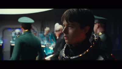 Everything okayYou're missing out I'm having a lot of funYeah don't worry we'll be on the beach soon - Valerian and the City of a Thousand Planets