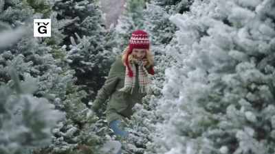 - Is this good?
- I think there's a better one. - Last Vermont Christmas