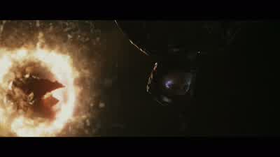 - Is he alive? - Jupiter Ascending