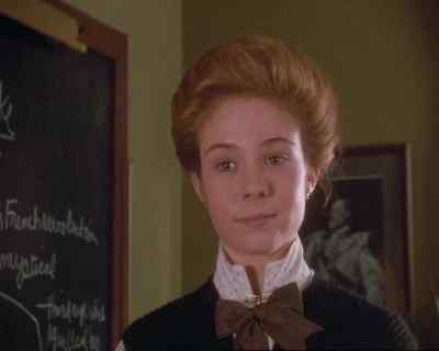 Is that how you smoke it?
-Don't you know anything? - Anne of Green Gables: The Sequel