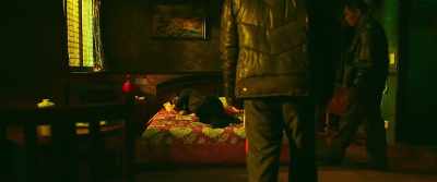 - Is he hurt?
- It's not that, - On the Line