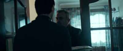 Is -- Is there --
Is there anything I can d-do? - Mandrake