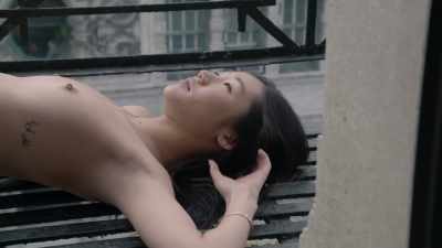 - Is. - It is good. - Nude