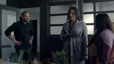 - Is that it?
- That's it. - Dying in Plain Sight