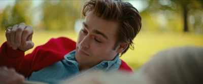 - Is it because you are
actually illiterate? - Young Werther