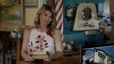 Is it just me, - Garage Sale Mystery: A Case Of Murder