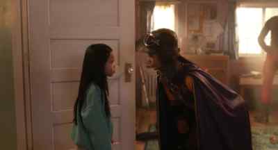 - Is that Kid Danger?
- Don't tell Mom - Henry Danger: The Movie