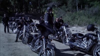 - Is this legit?
- Aye. - Sons of Anarchy