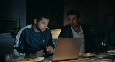- Is that location reliable?
- It's right there. - The Square