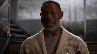 Is that my grandson over there? Huh. - Lucifer