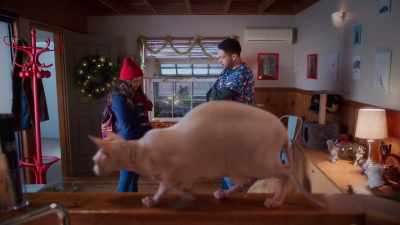 - Is it opposites day?
- Same old mature Dylan. - The Dog Days of Christmas