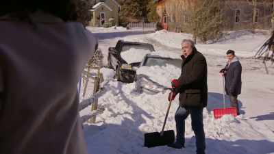 - Is that our car?! - My Favorite Christmas Melody