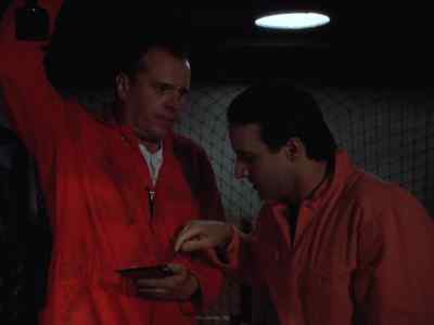 - Is that our little gift for Lois Lane?
- Yes. - Lois & Clark: The New Adventures of Superman