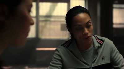 - Is this our offender?
- Hm. Multiple offender, actually. - Marvel's Iron Fist