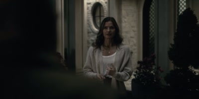 -Is that our son?
-I know, right. - Accused