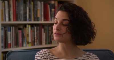"Is she out?" - Jenny Slate: Stage Fright