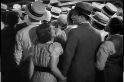 - Is it over now?
- No, it was a false start. - State Fair