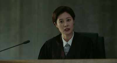 Is it possible that the wound
is not from a hammer? - Juror 8