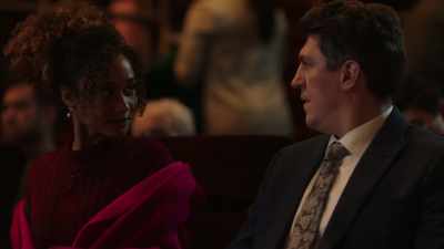 - Is this seat taken?
- No, it's all yours. - Royally Yours, This Christmas