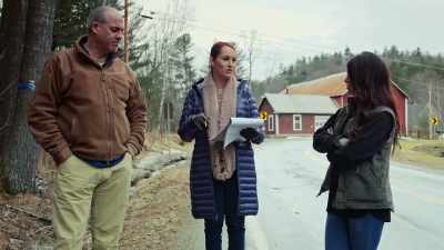 Is she seeing three guys from
the dorm party at UMass? - The Disappearance of Maura Murray