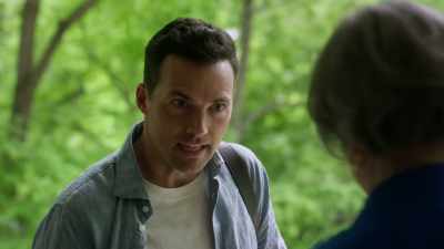 - Is that so?
- Your dad's already smitten - The Magic of Lemon Drops