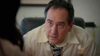 - Is something wrong?
- Why are you sweating? - Fresh Off the Boat