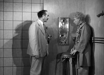 Is it stuck?
Between the fifth and sixth floor. - A Night in Casablanca