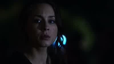 We have to get to the hospital. - Pretty Little Liars