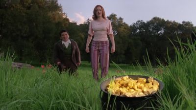 - Is that...?
- Me very own. - Charmed