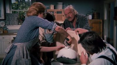 -Is the flannel hot, Livie?
-Almost. - The Waltons