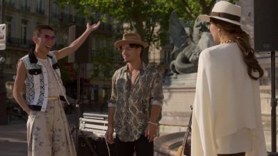Is the gig here? - Emily in Paris