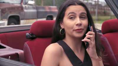 - Is that the guy?
- Yeah, he’s getting me coffee. - Sex-Positive