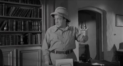Is this the man you saw in the closet Yeah - Abbott and Costello Meet the Mummy
