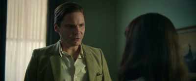 Is he the one who stutters
and likes cowboys? - The Movie Teller