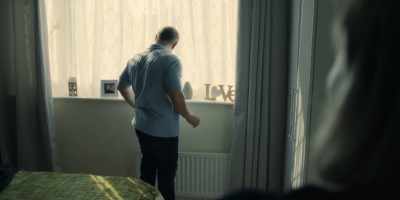 - Is that the top that I got ya?
- Should've done it meself. - Adolescence