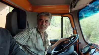 Is this the top speed?
We're 10km an hour. - From Russia to Iran: Crossing Wild Frontier