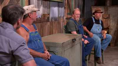 Is there a range of color - Moonshiners: Master Distiller