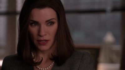 Is there an opening here? - The Good Wife