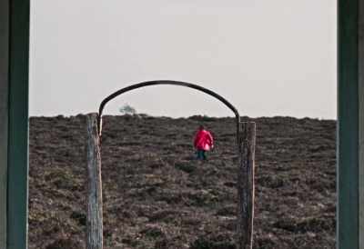 - Is there anybody there?
- [Beep] - Enys Men