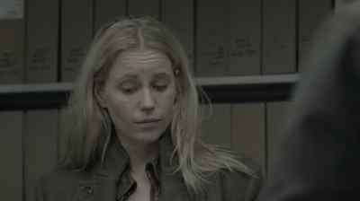 - Is there no autopsy after a suicide?
- This was a colleague. - The Bridge