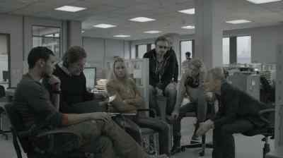 - Is there another victim?
- No, he would never kill in his home. - The Bridge