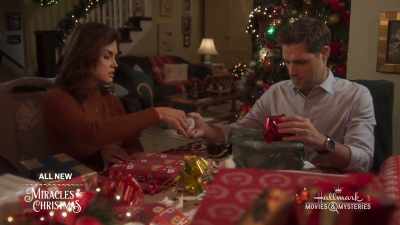 Is that true?[CHUCKLES] - A Godwink Christmas: Second Chance, First Love