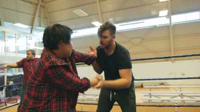 Is to try and come
this way, right. - The Wrestlers