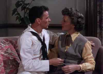 - Is that you, Chip?
- No. - On the Town