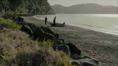 - Is this yours?
- Nope. - The Gulf