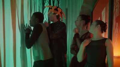 (Isaac gasps)
Oh. Armando is going to pop
a vein in his forehead - Find Me in Paris