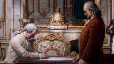 Isaacson: When they signed the
treaty, he wears this old, - Benjamin Franklin